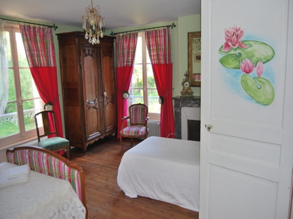 Chez Francine Et Xavier Bed & Breakfast Froissy  Dış mekan fotoğraf